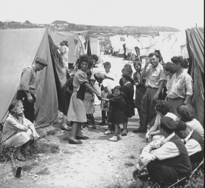 Yemenite immigrants to Israel in a camp (Wikimedia commons)